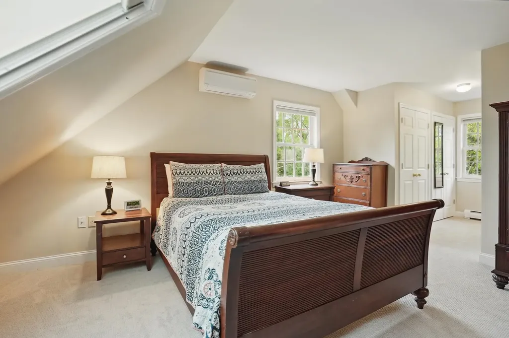 6 Knoll Circle South Burlington VT 05403