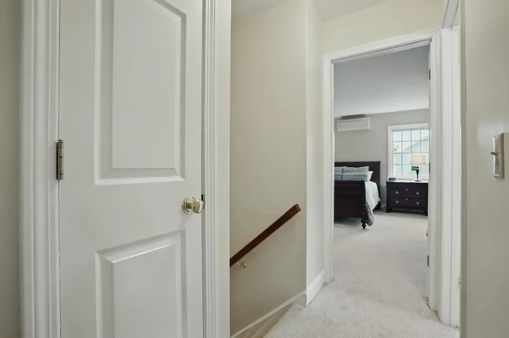 6 Knoll Circle South Burlington VT 05403