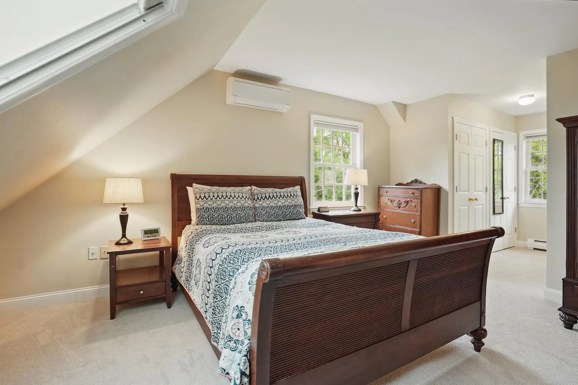 6 Knoll Circle South Burlington VT 05403