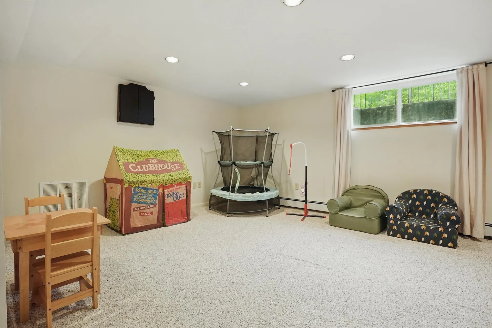 6 Knoll Circle South Burlington VT 05403