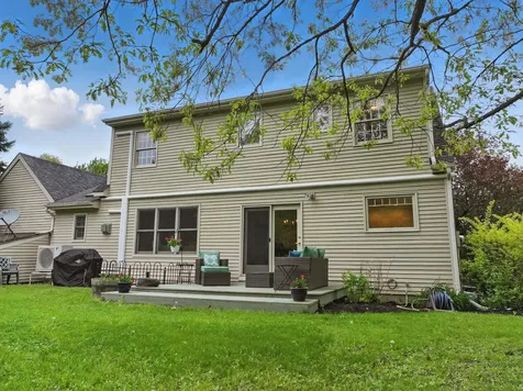 6 Knoll Circle South Burlington VT 05403