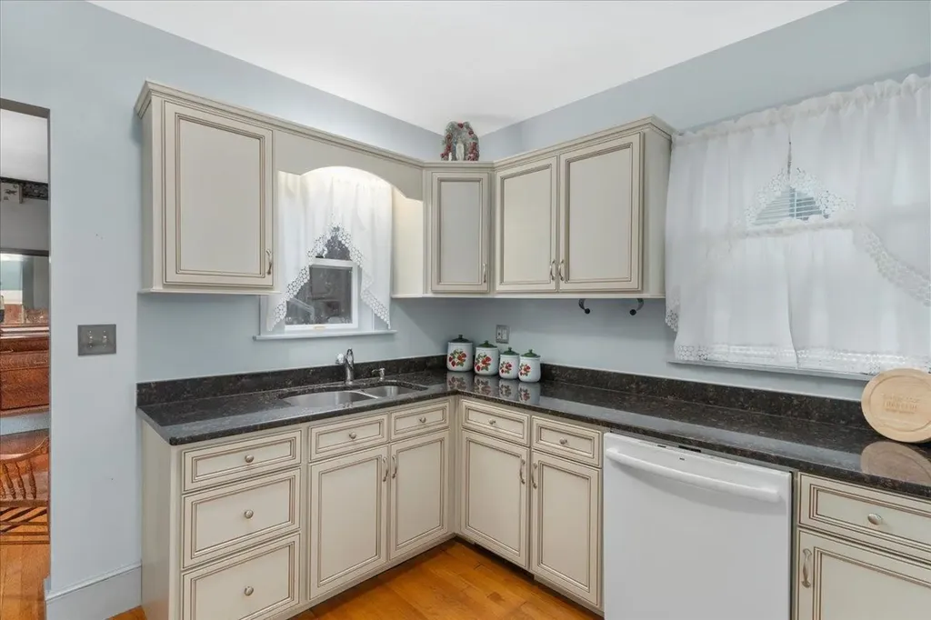 57 Harrison Street Manchester NH 03104