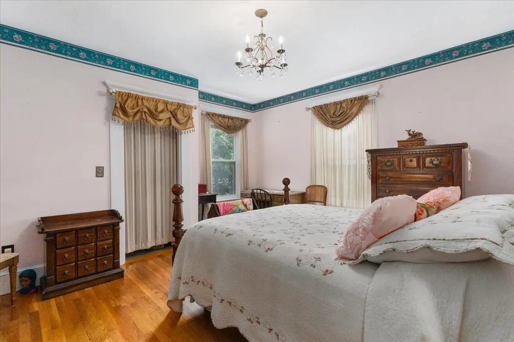 57 Harrison Street Manchester NH 03104