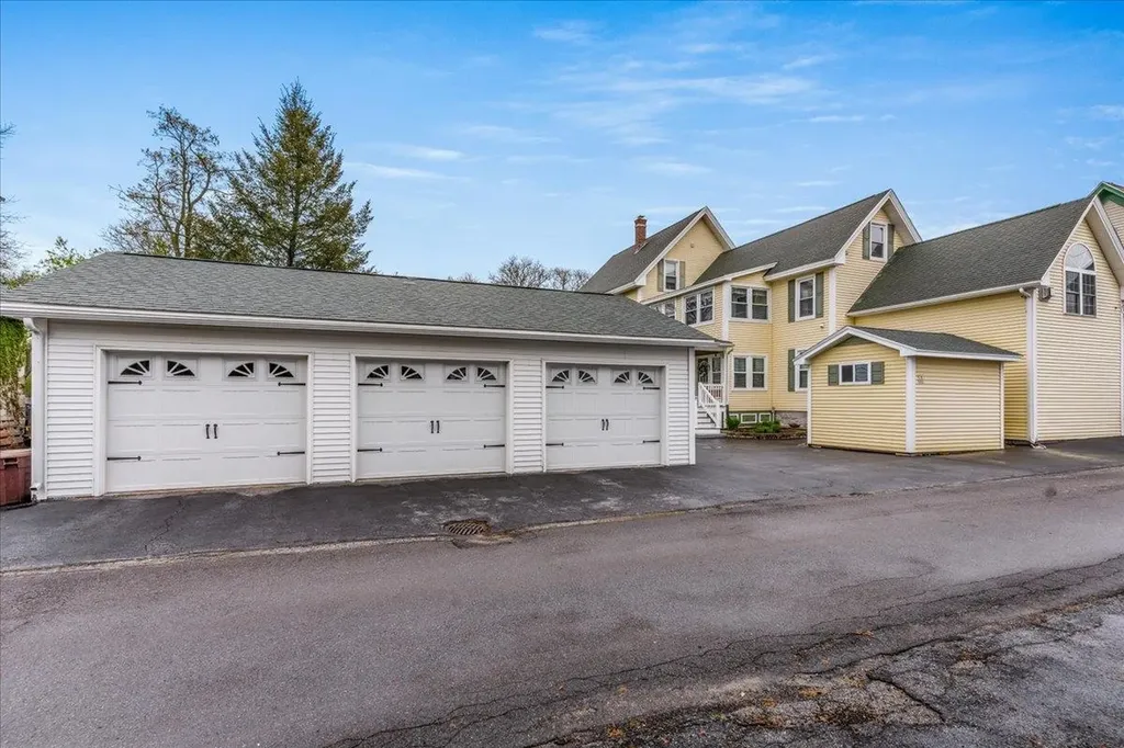 57 Harrison Street Manchester NH 03104