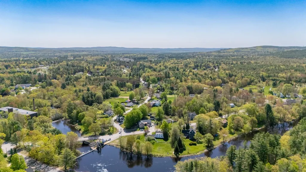 16 Fowler Street Concord NH 03303