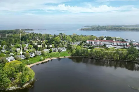 24 Mill Pond Road New Castle NH 03854