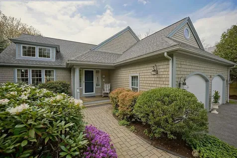 24 Mill Pond Road New Castle NH 03854