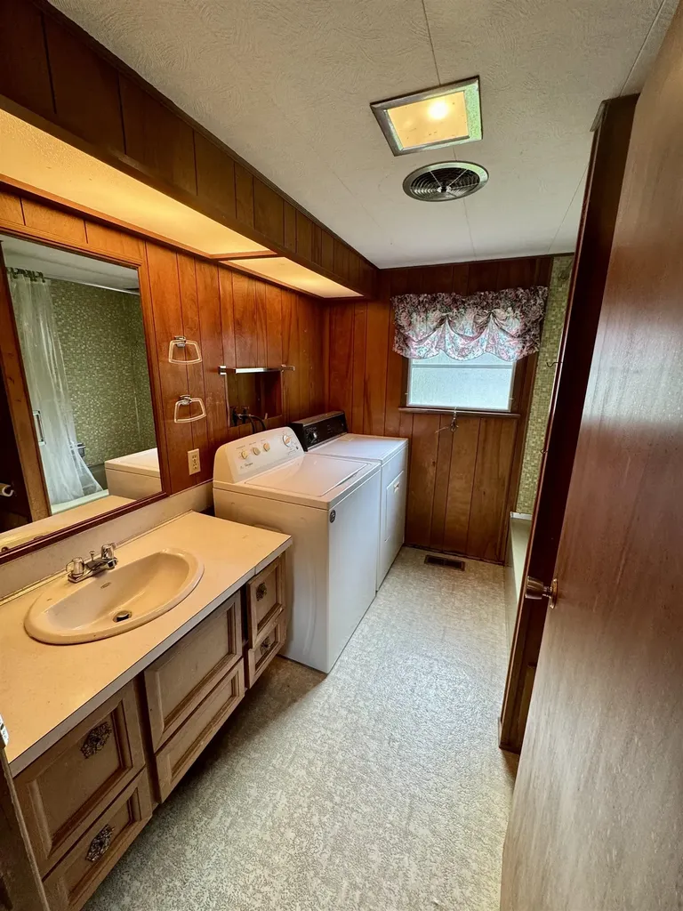 462 Unity Road Newport NH 03773