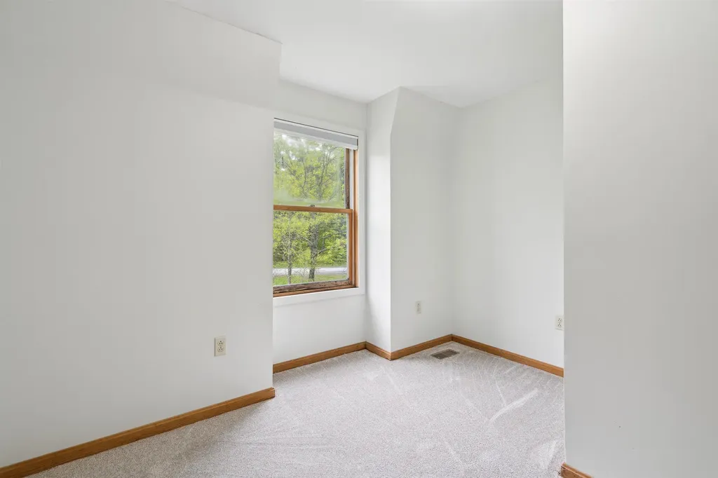 2 Thornberry Road Hanover NH 03755