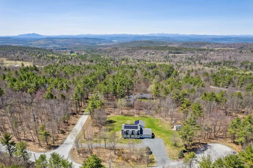 2 Thornberry Road Hanover NH 03755