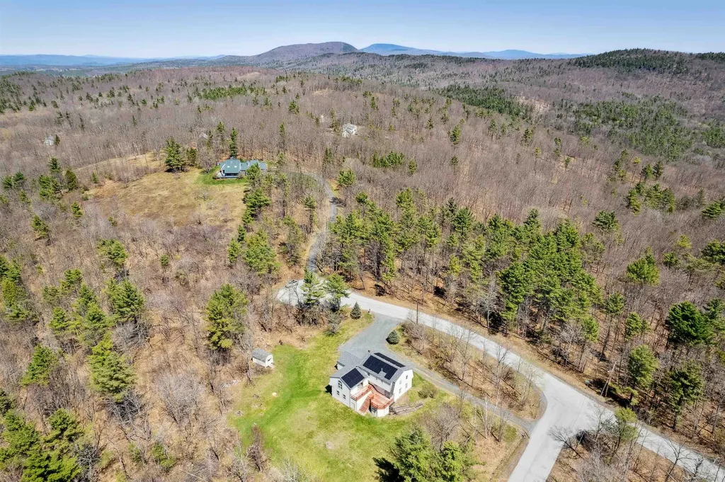 2 Thornberry Road Hanover NH 03755