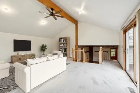 2 Thornberry Road Hanover NH 03755