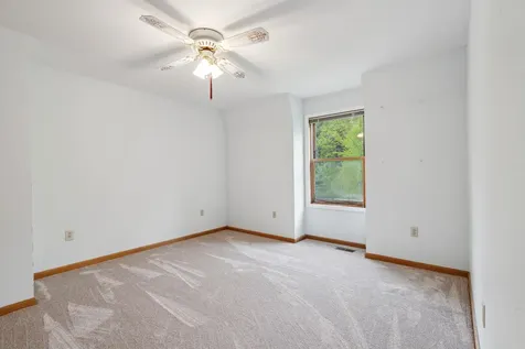 2 Thornberry Road Hanover NH 03755