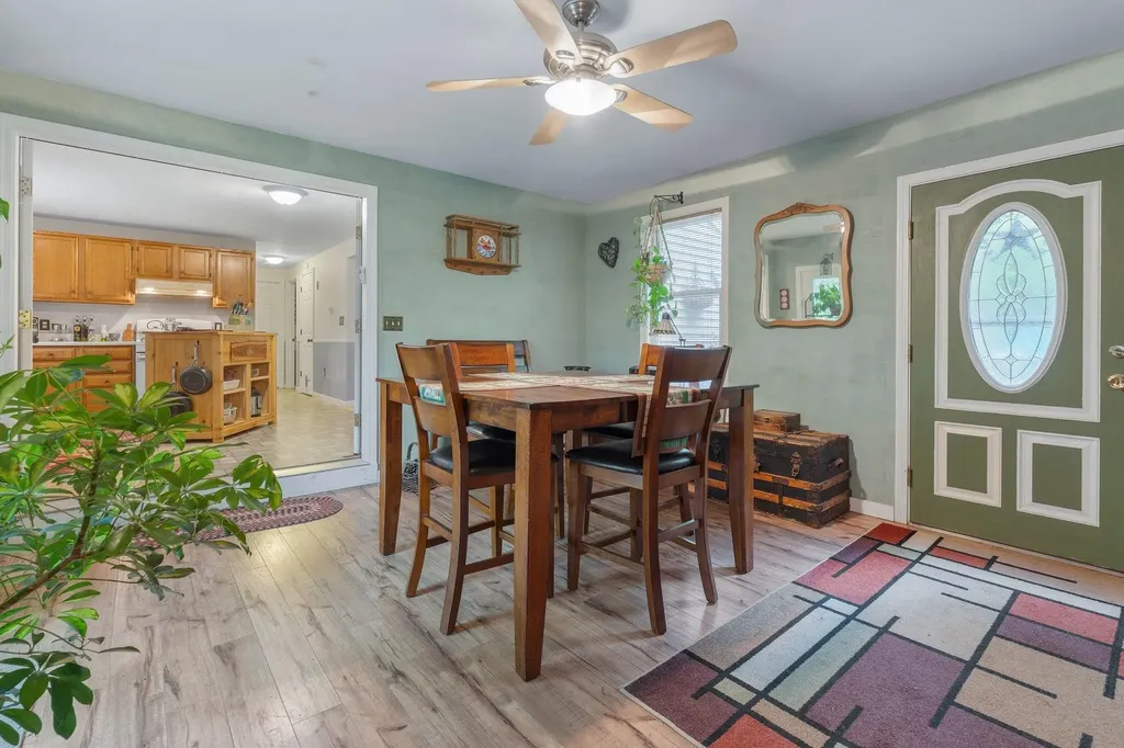 37 Thorndike Road Weare NH 03281