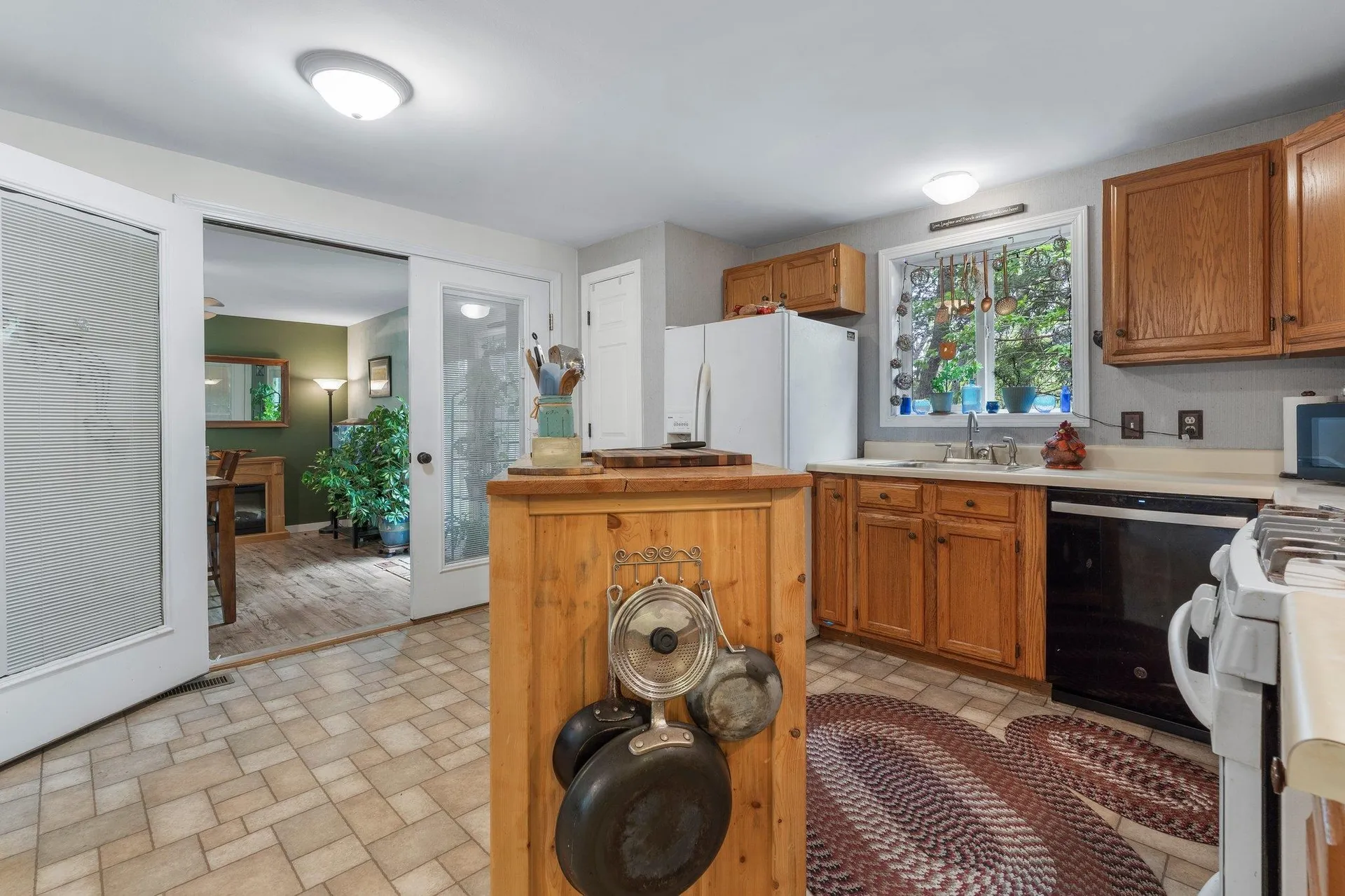 37 Thorndike Road Weare NH 03281
