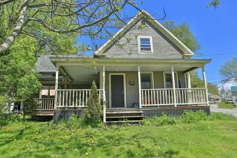 29 Maple Street Northumberland NH 03582