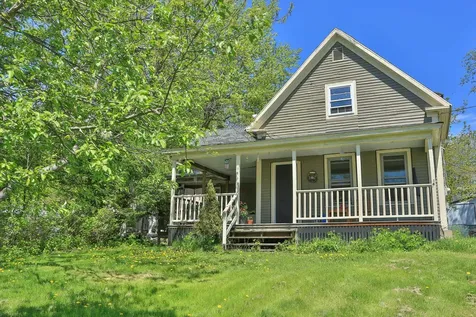 29 Maple Street Northumberland NH 03582