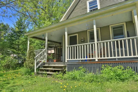 29 Maple Street Northumberland NH 03582