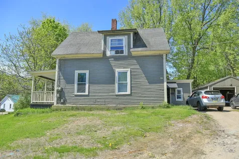 29 Maple Street Northumberland NH 03582