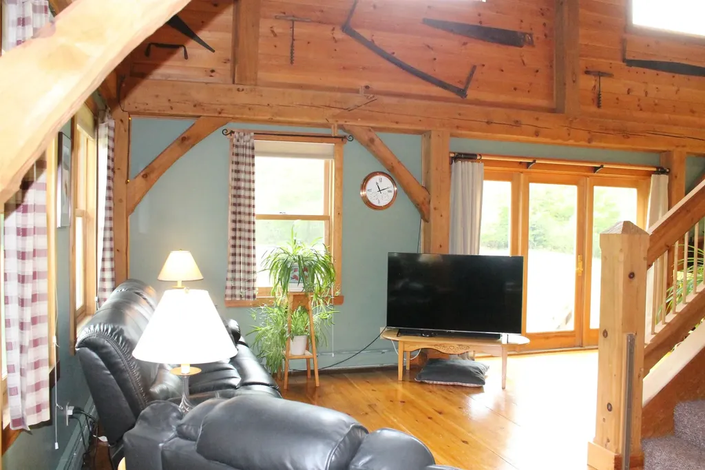 718 New Hampton Road Sanbornton NH 03269