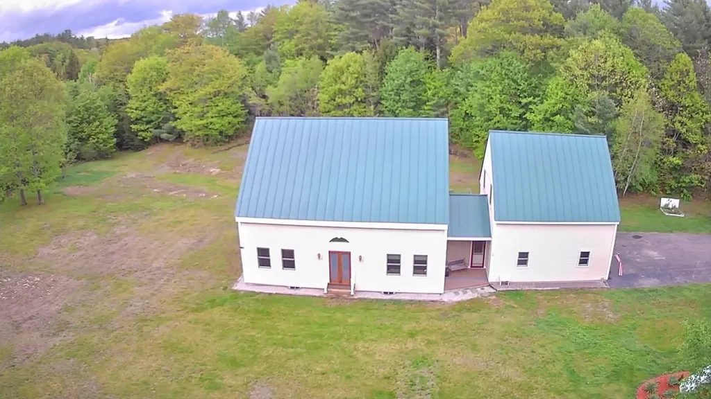 718 New Hampton Road Sanbornton NH 03269