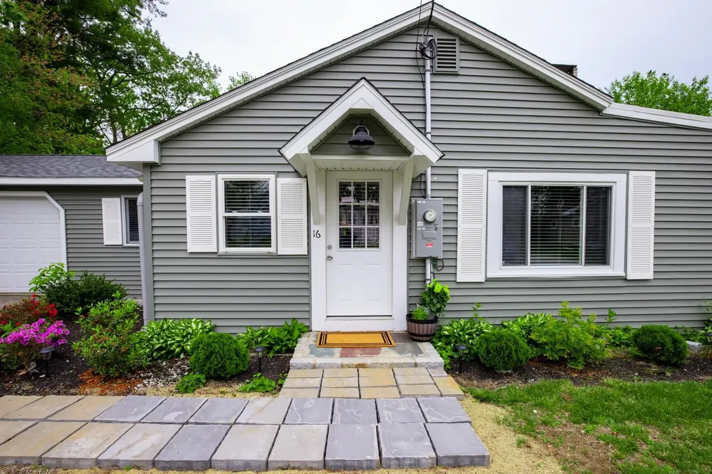 16 Blue Heron Avenue Hampstead NH 03841
