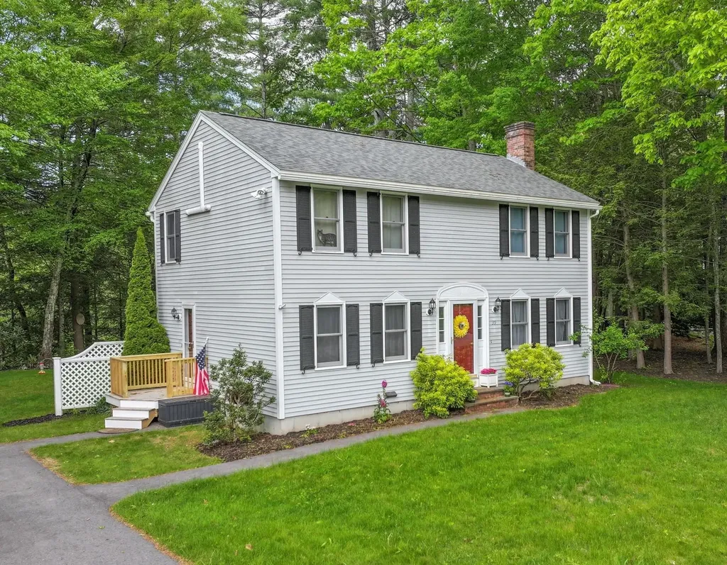 39 Dorothy Drive Epping NH 03042