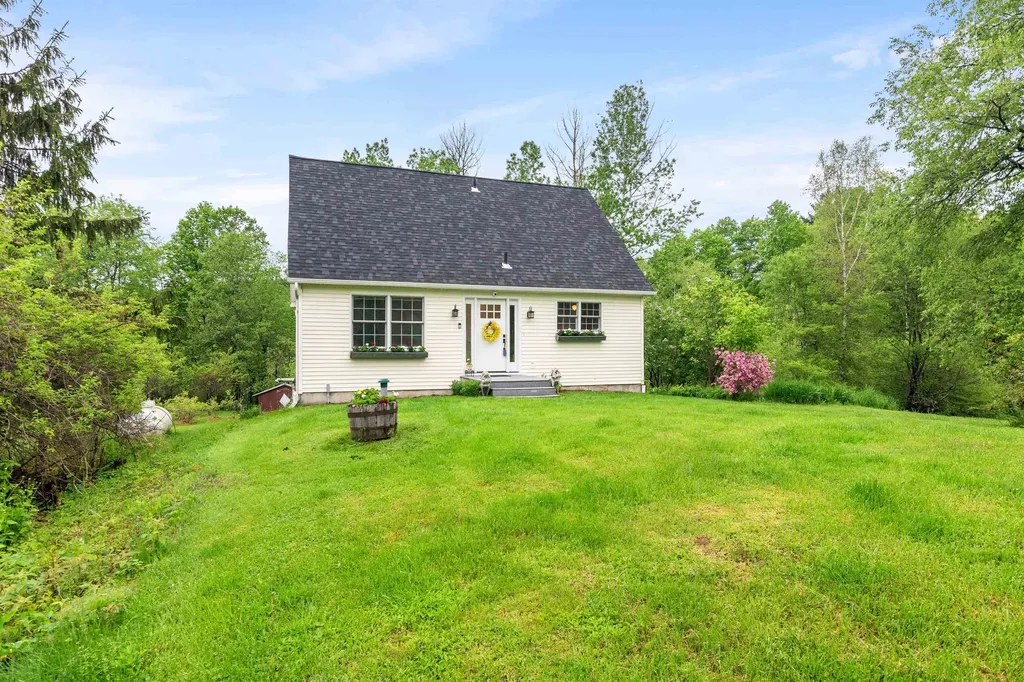 312 Browns Trace Jericho VT 05465