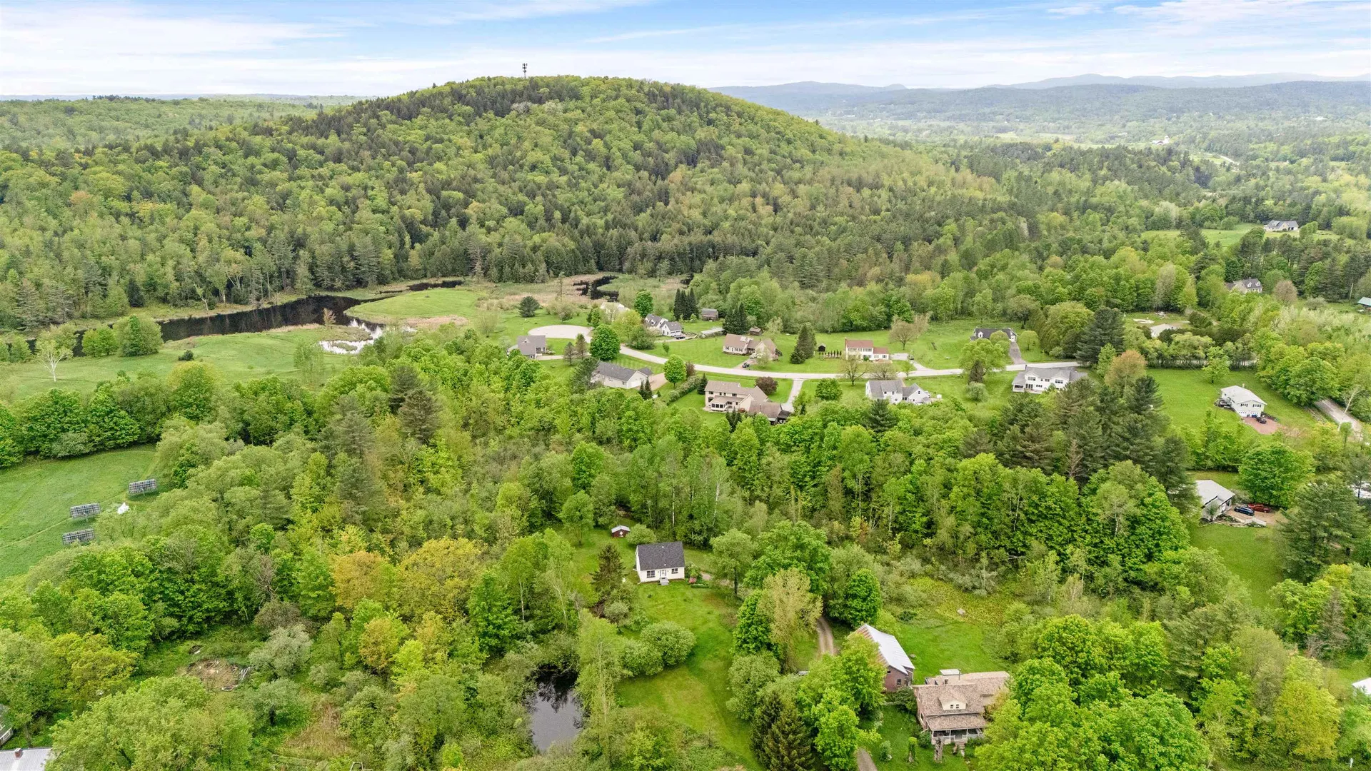 312 Browns Trace Jericho VT 05465