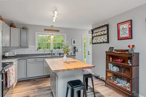 312 Browns Trace Jericho VT 05465