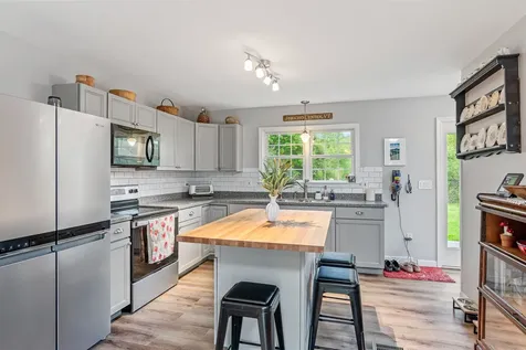 312 Browns Trace Jericho VT 05465