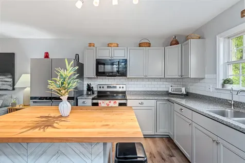 312 Browns Trace Jericho VT 05465