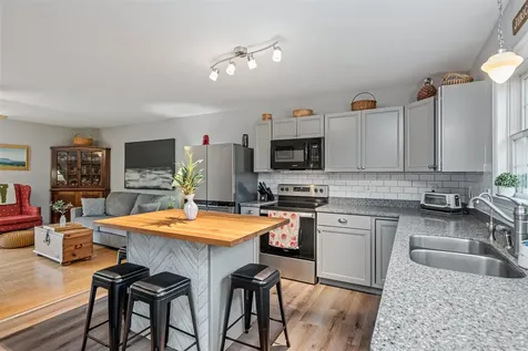 312 Browns Trace Jericho VT 05465