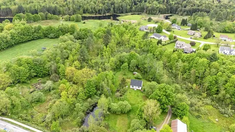 312 Browns Trace Jericho VT 05465