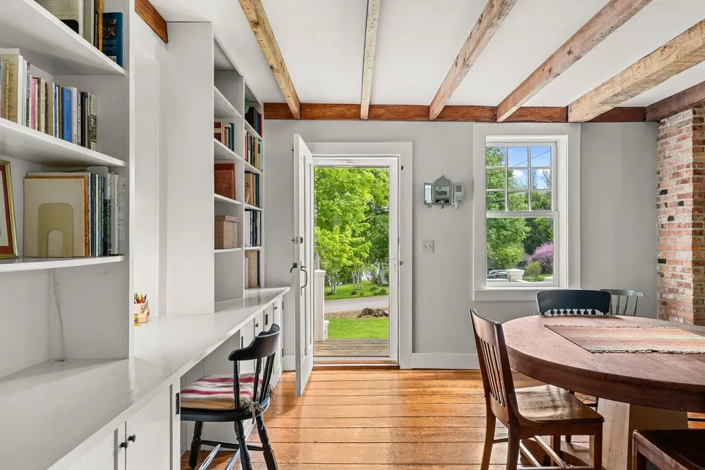 73 East Shore North Grand Isle VT 05458