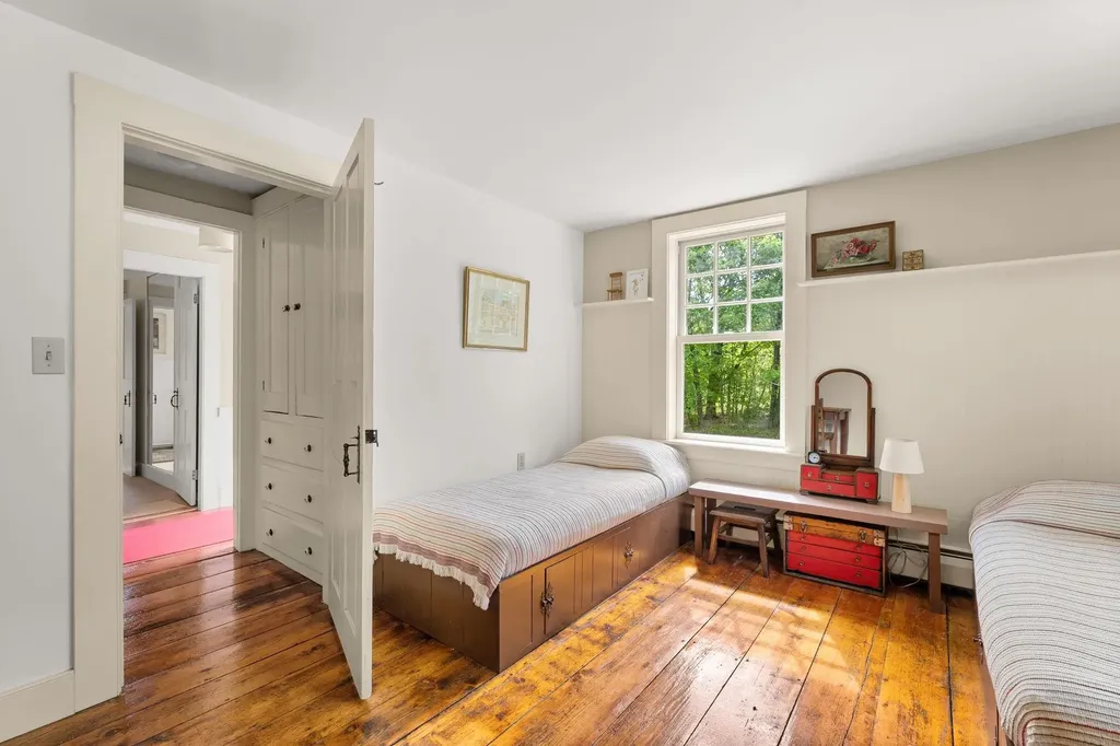 73 East Shore North Grand Isle VT 05458