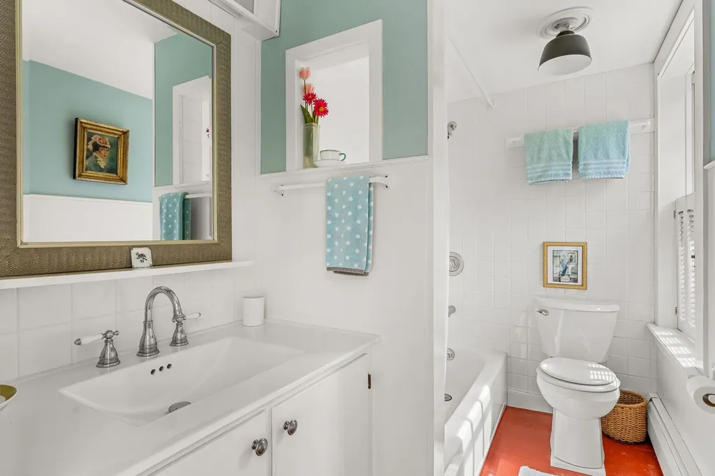 73 East Shore North Grand Isle VT 05458