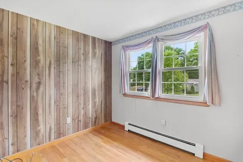 30 Harbour Road Bennington VT 05201