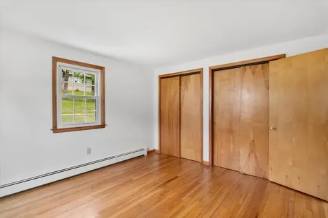 30 Harbour Road Bennington VT 05201