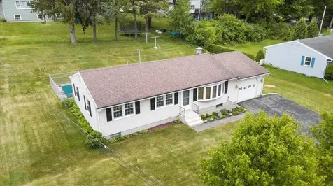 30 Harbour Road Bennington VT 05201