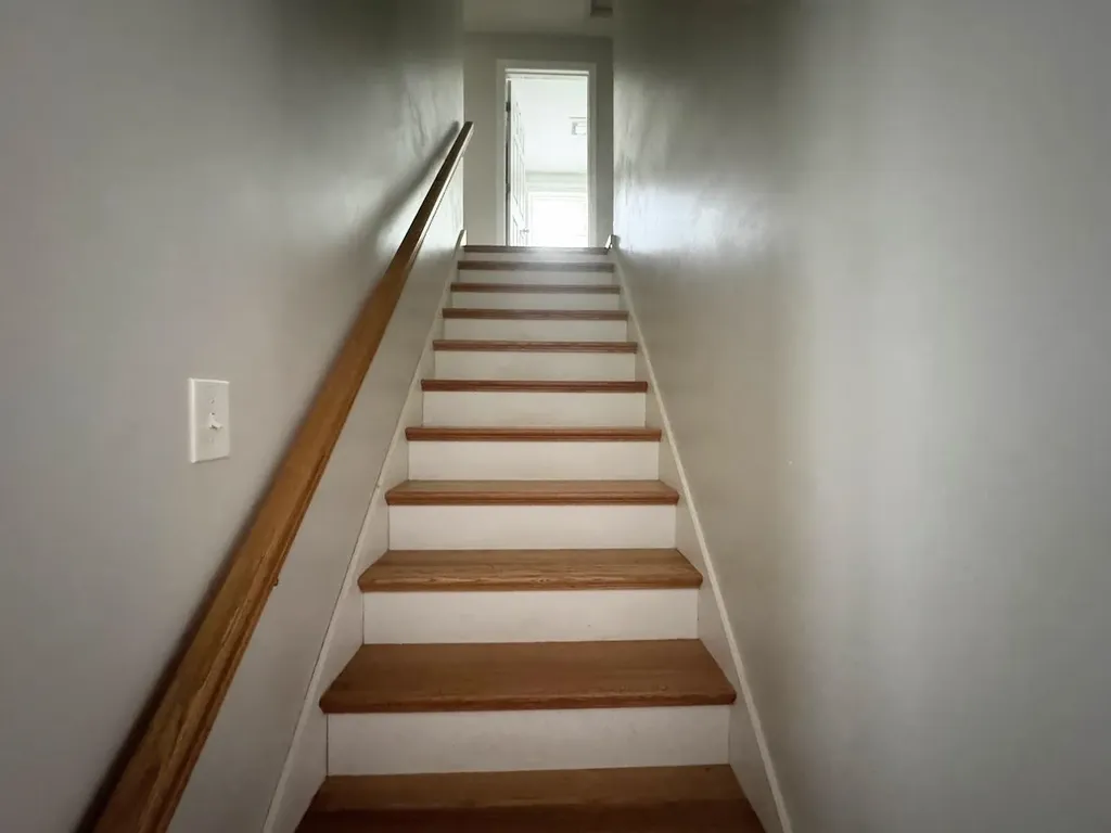 10 Irving Drive Weare NH 03281