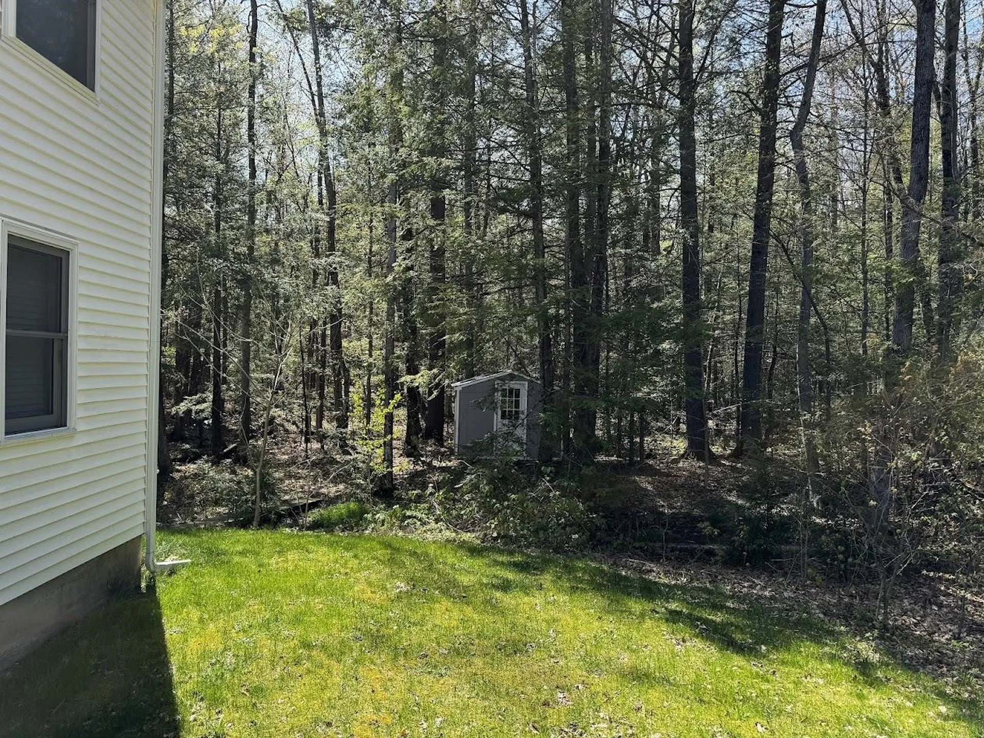 10 Irving Drive Weare NH 03281