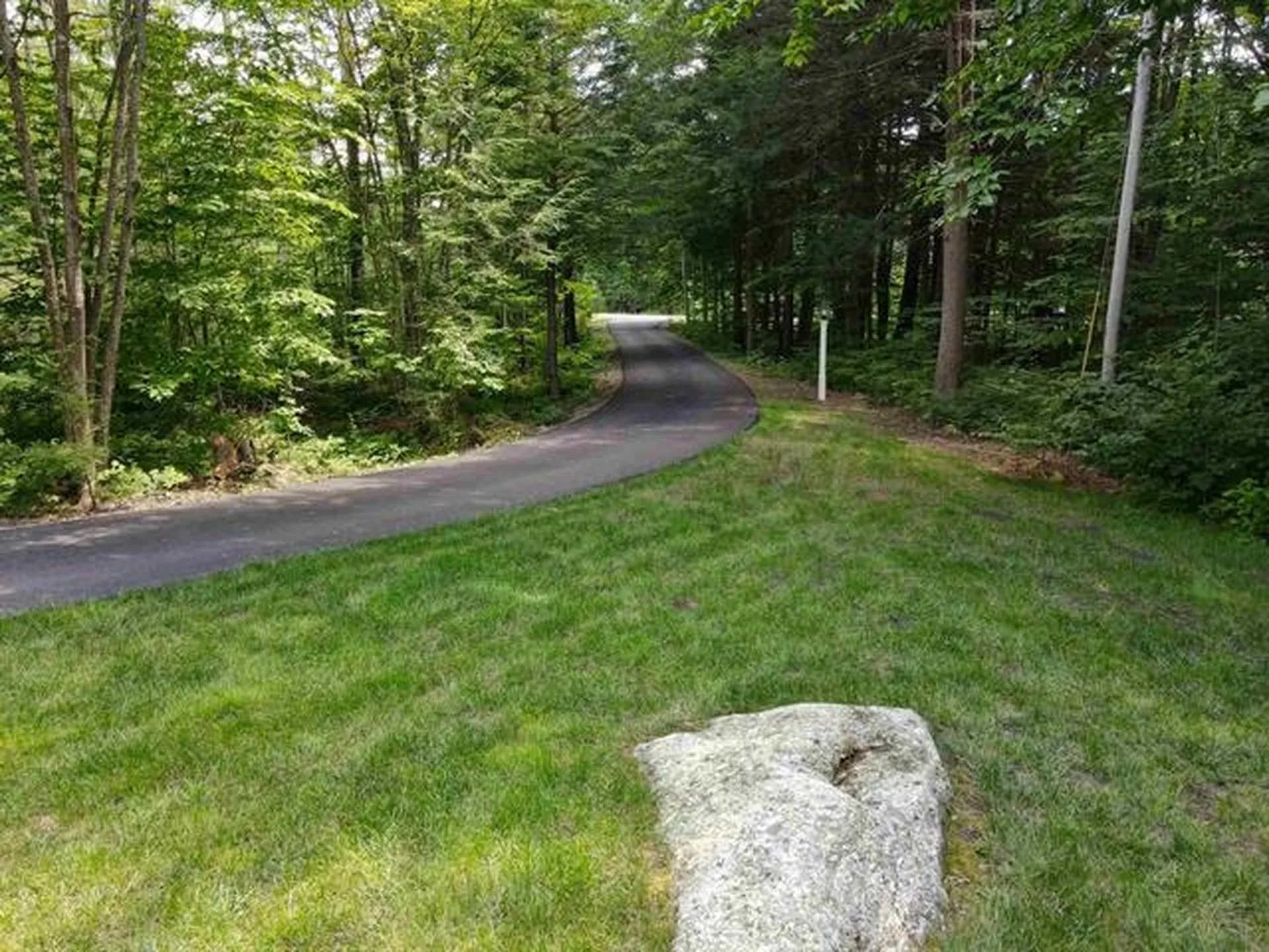 10 Irving Drive Weare NH 03281