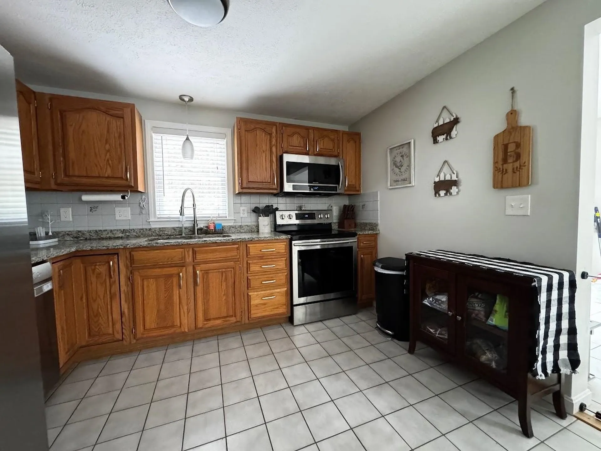 10 Irving Drive Weare NH 03281
