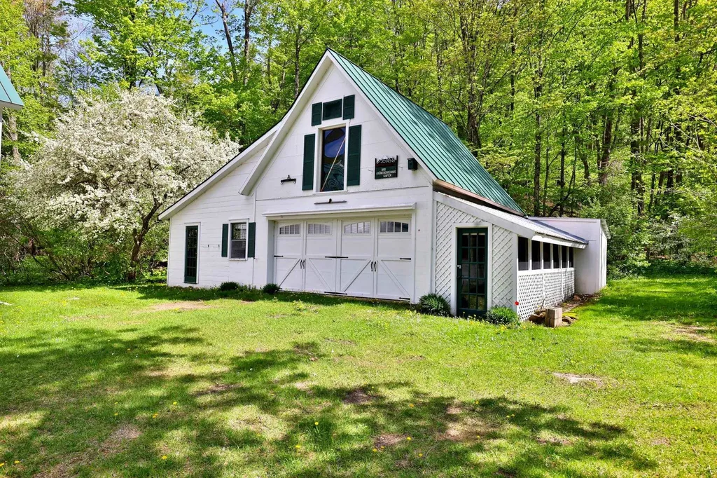 5100 Route 100 Plymouth VT 05056