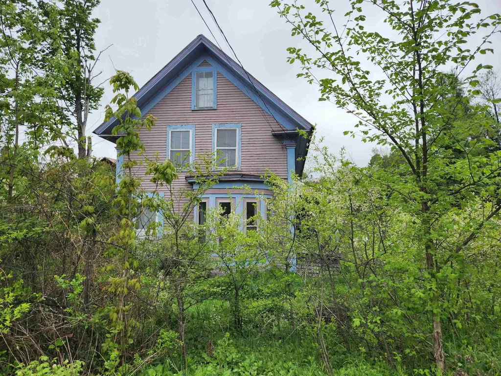 16 Northridge Road Burke VT 05871