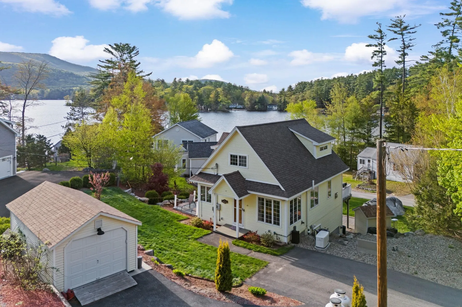 20 Wentworth Way Alton NH 03810