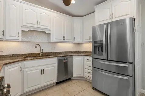 185 Kings Highway Hampton NH 03842