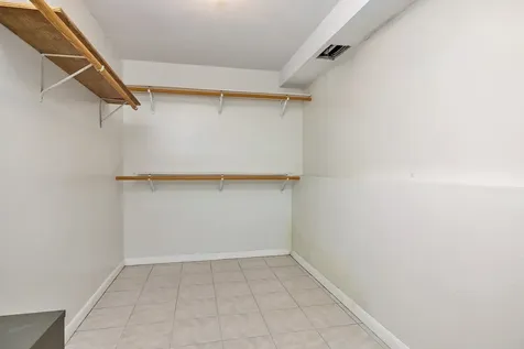185 Kings Highway Hampton NH 03842