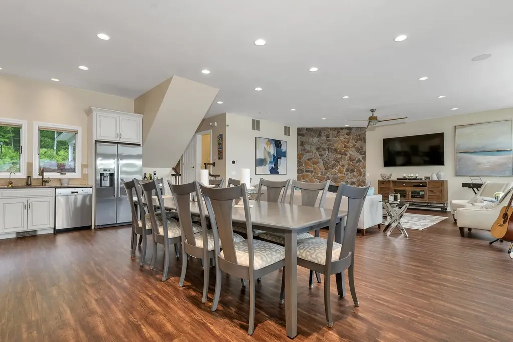 90 Paugus Park Road Laconia NH 03246